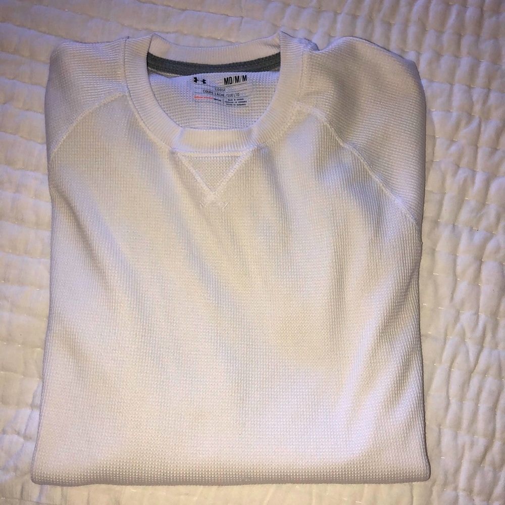 Men’s long sleeved waffle knit shirt